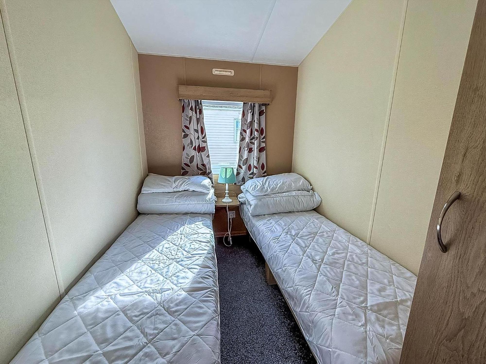 Lovely 6 Berth Caravan At Sunnydale Holiday Park Ref 35375S Louth (Lincolnshire) Exterior foto