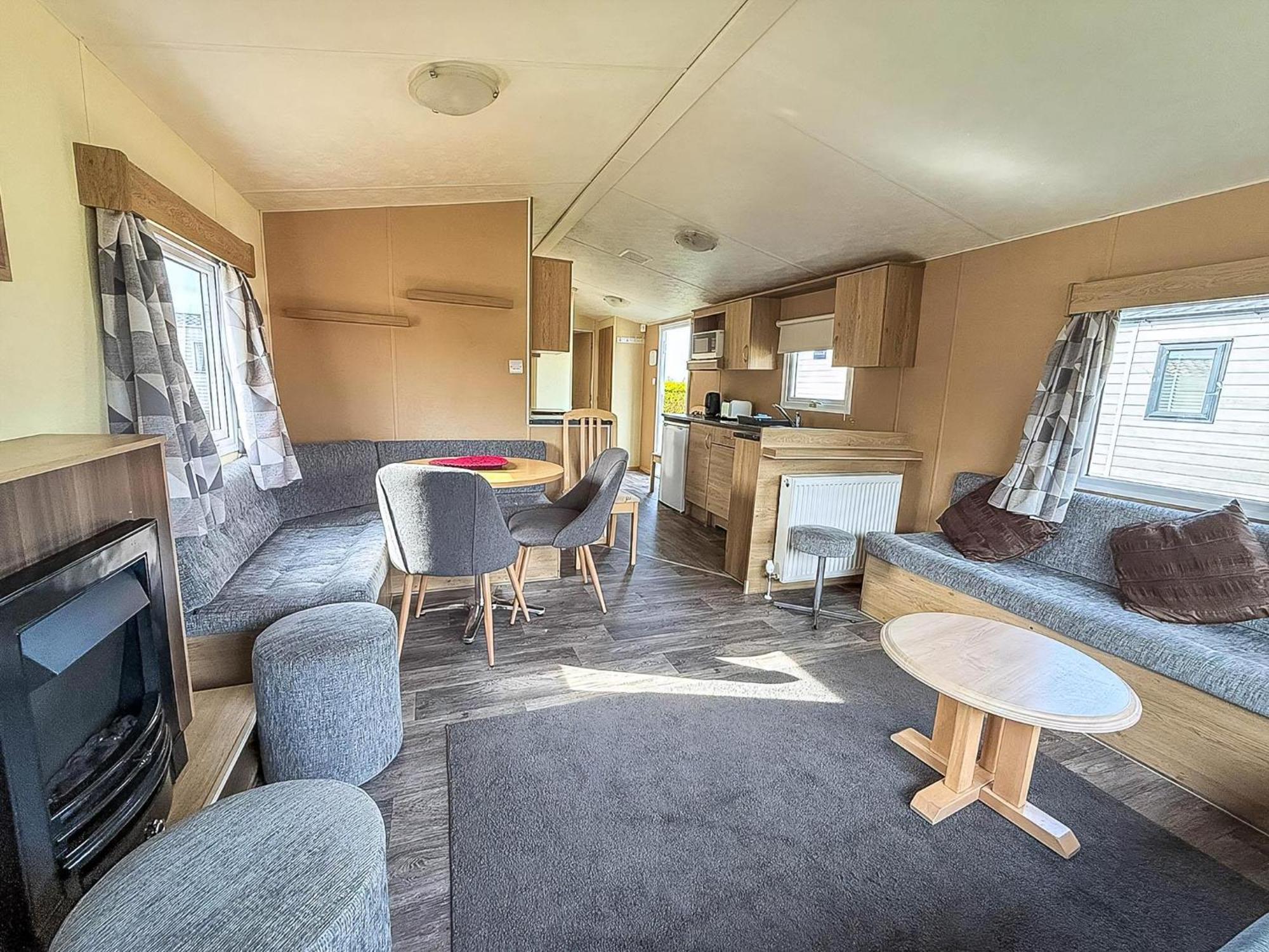 Lovely 6 Berth Caravan At Sunnydale Holiday Park Ref 35375S Louth (Lincolnshire) Exterior foto